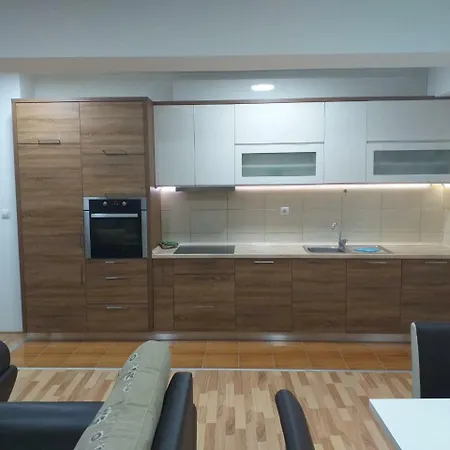 Апартаменти Exclusive In The Center Of